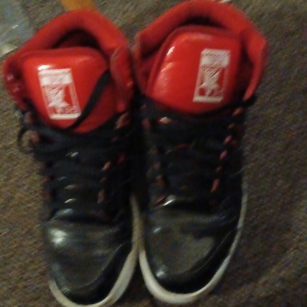 adidas - Picture 3 of 6